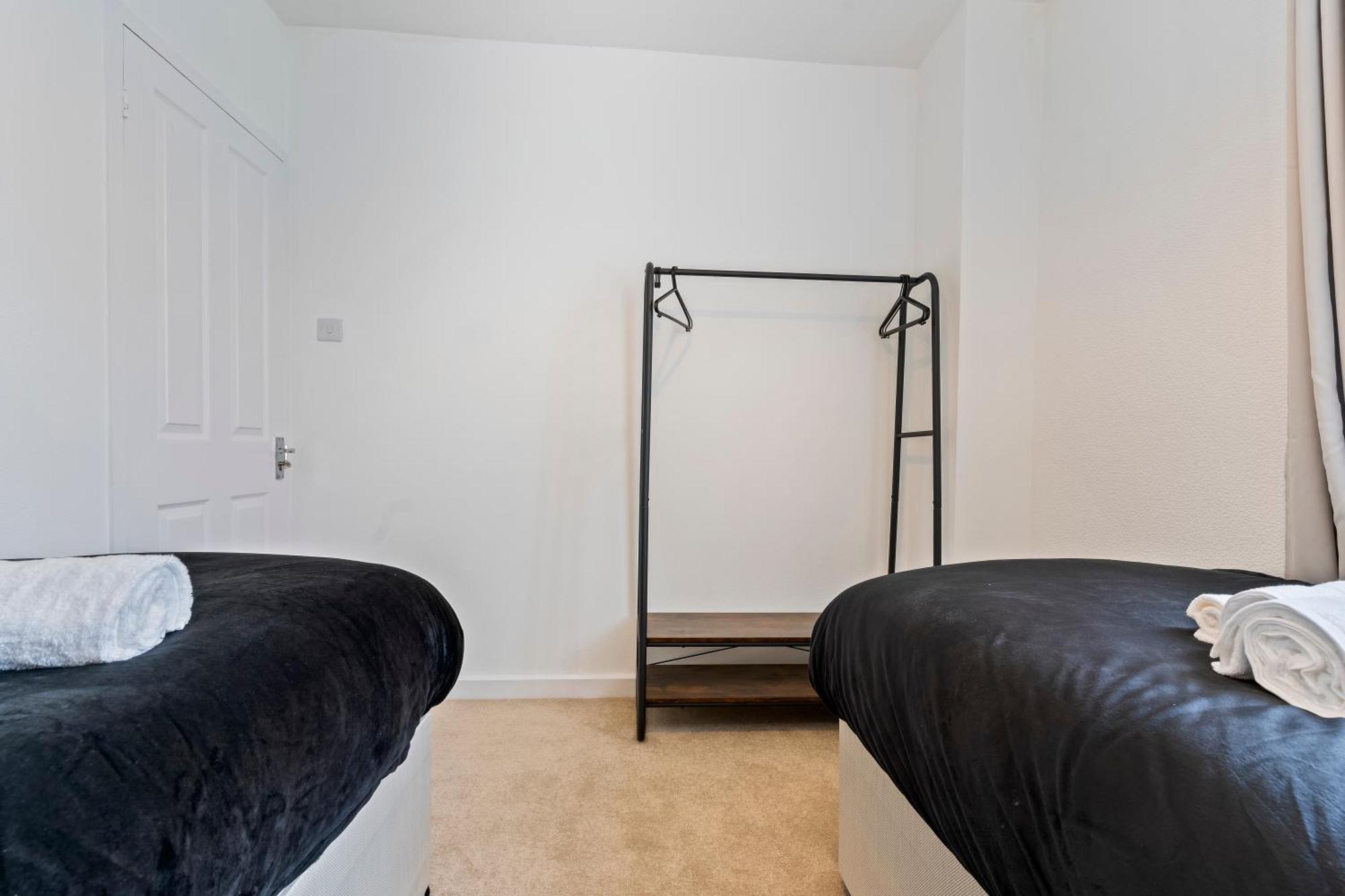 Stylish 4br Wembley *
